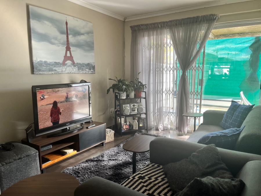 2 Bedroom Property for Sale in Thornton Western Cape